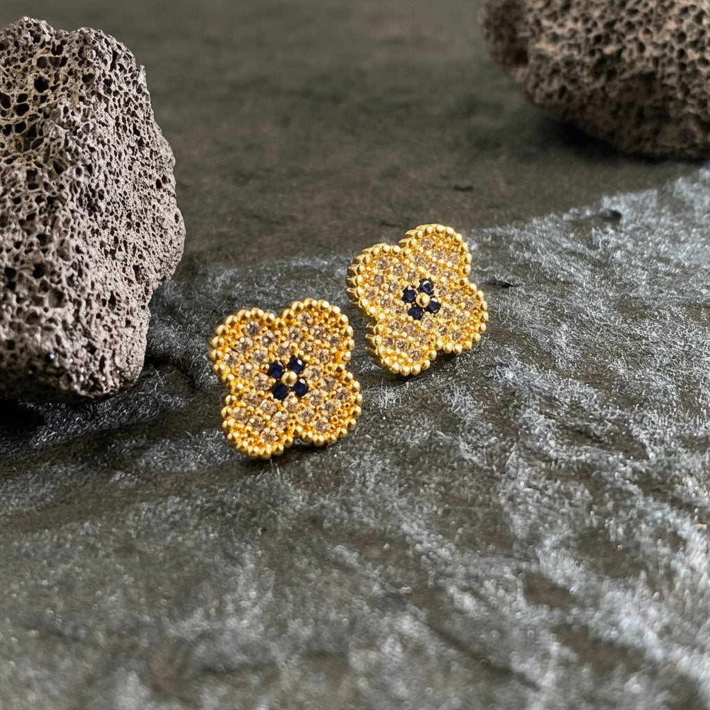 Clover Royale Jewelry Set - By LAQUEZ.