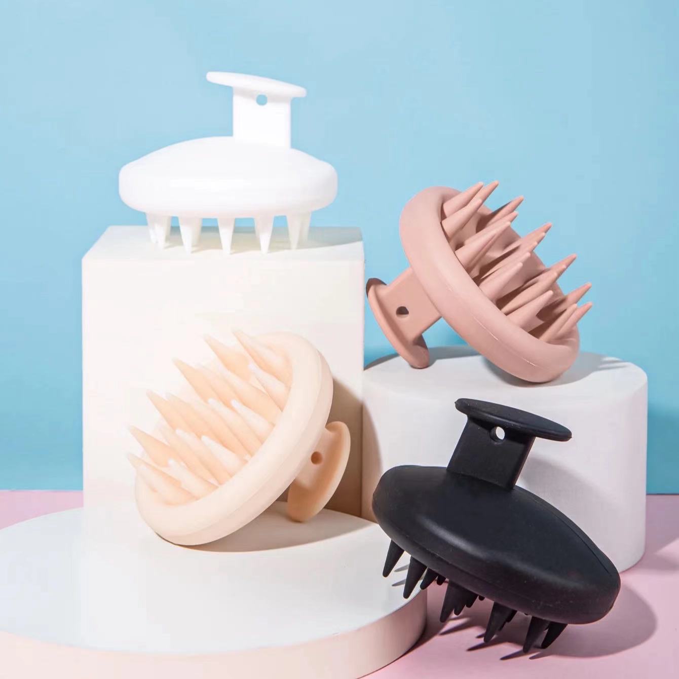 Silicone Shampoo Brush - By LAQUEZ.