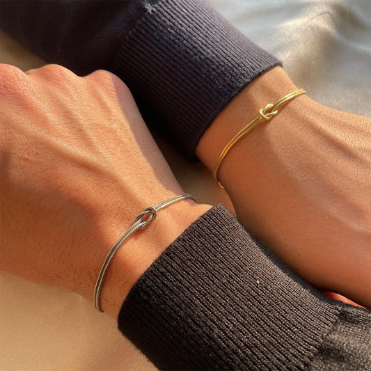 Timeless Knot Bracelet – By LAQUEZ.