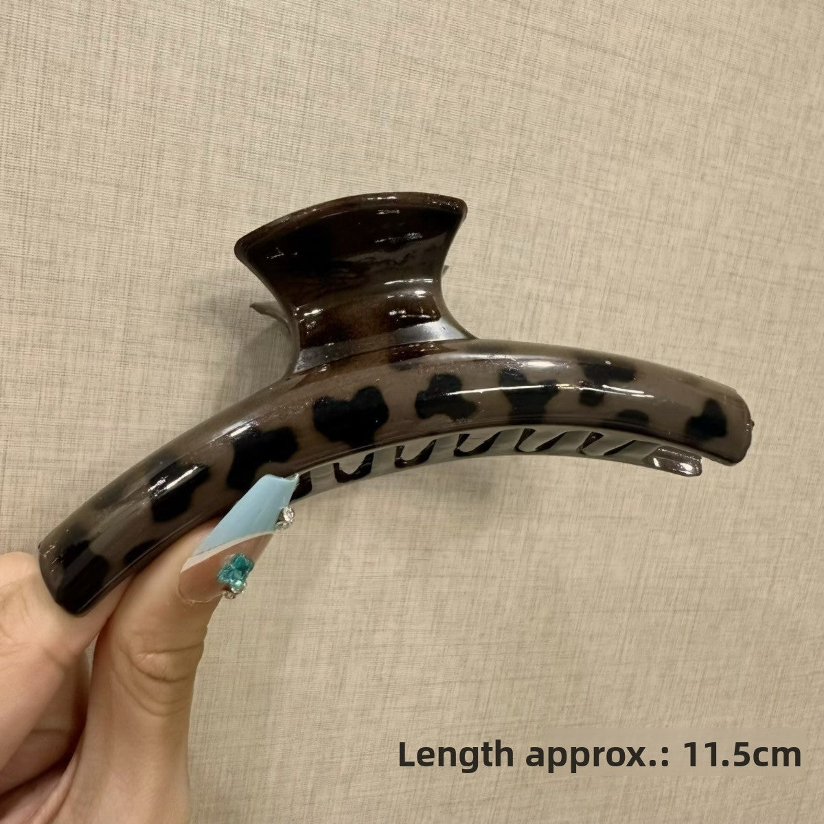 Japanese Blossom Hair Claw Clip - By LAQUEZ.