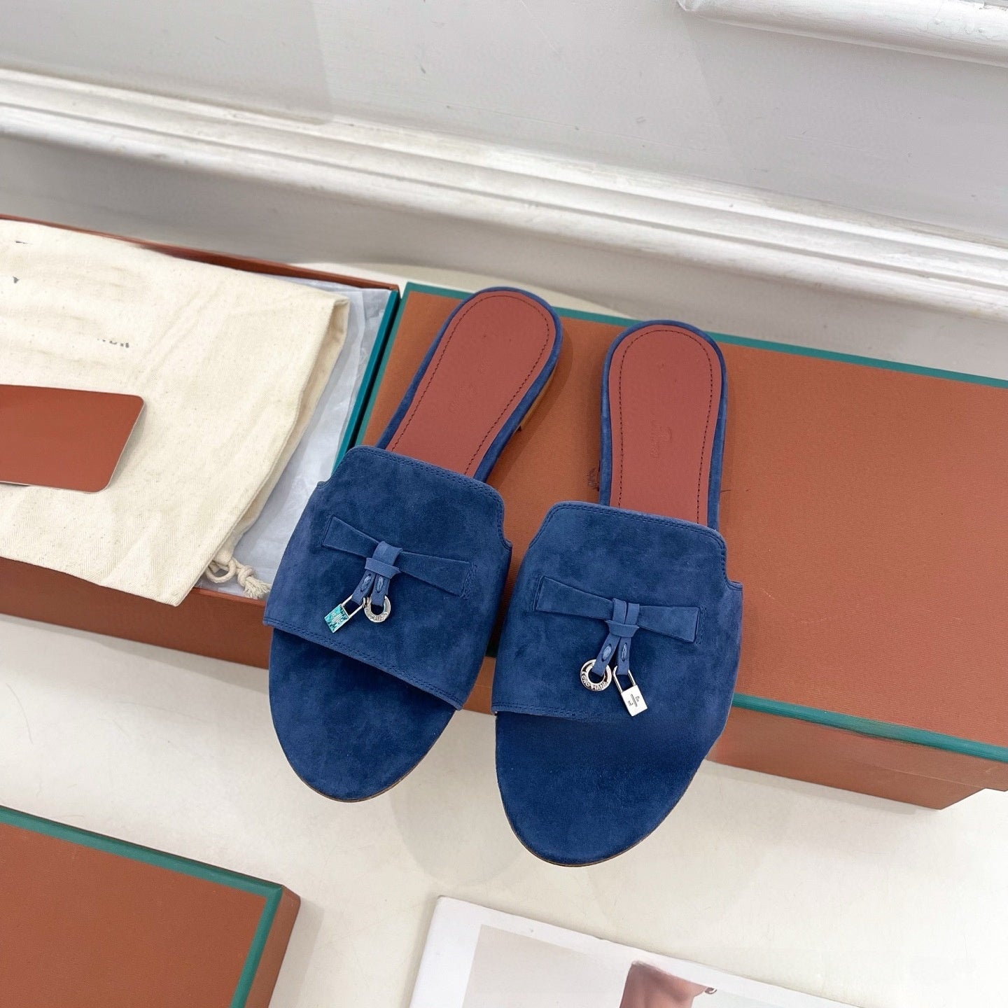 Womens Suede Tassel Sandals - By LAQUEZ.