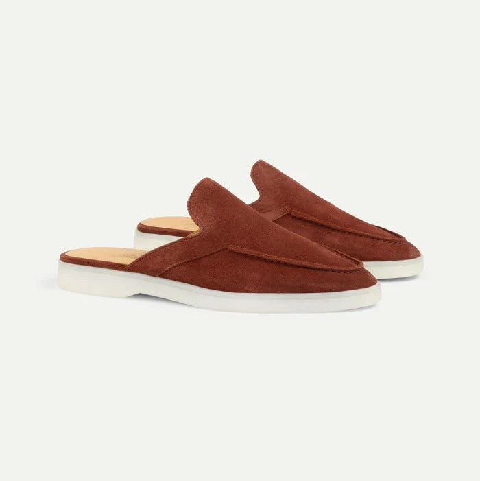 Coastal Ease Clogs - By LAQUEZ.