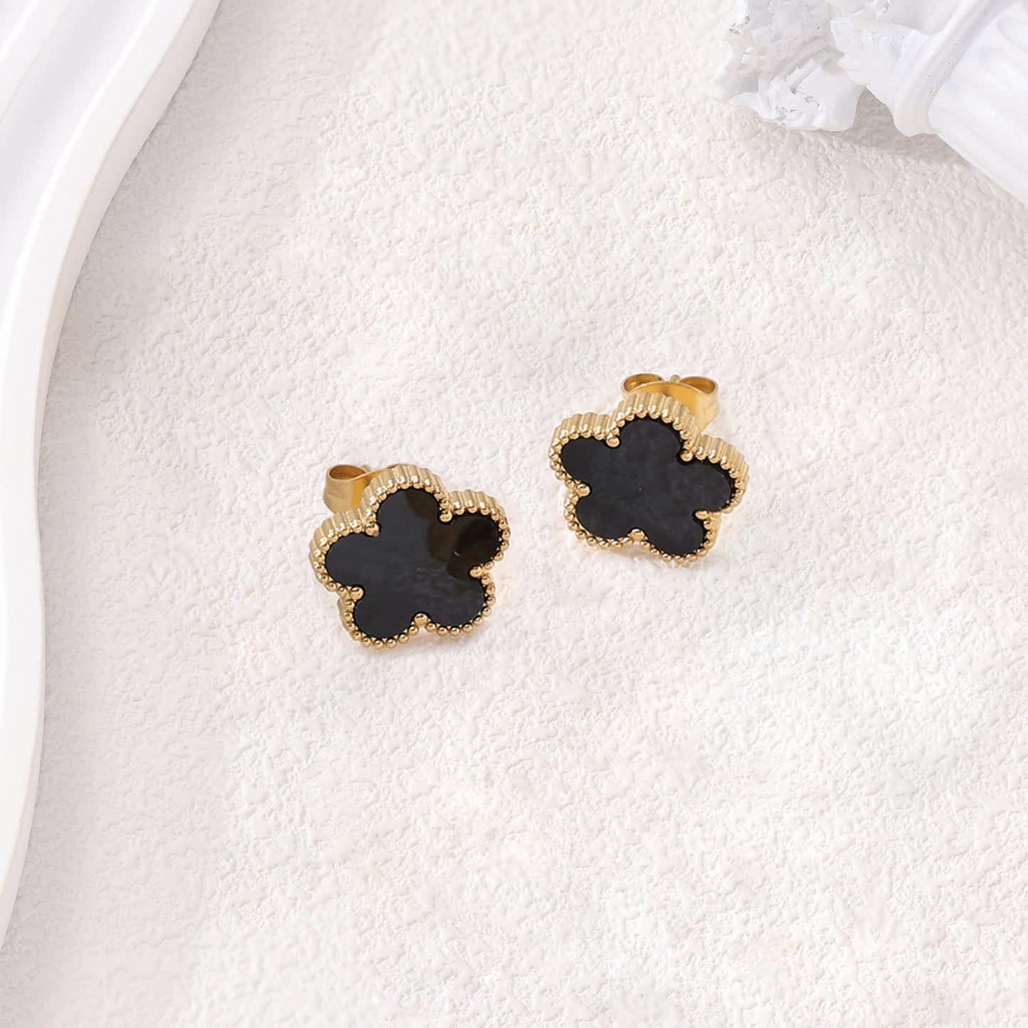 Clover Jewelry - By LAQUEZ.