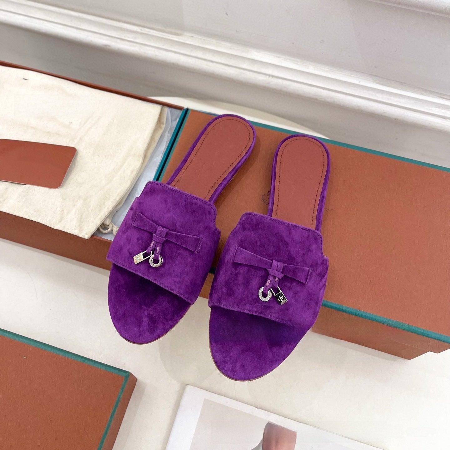 Womens Suede Tassel Sandals - By LAQUEZ.