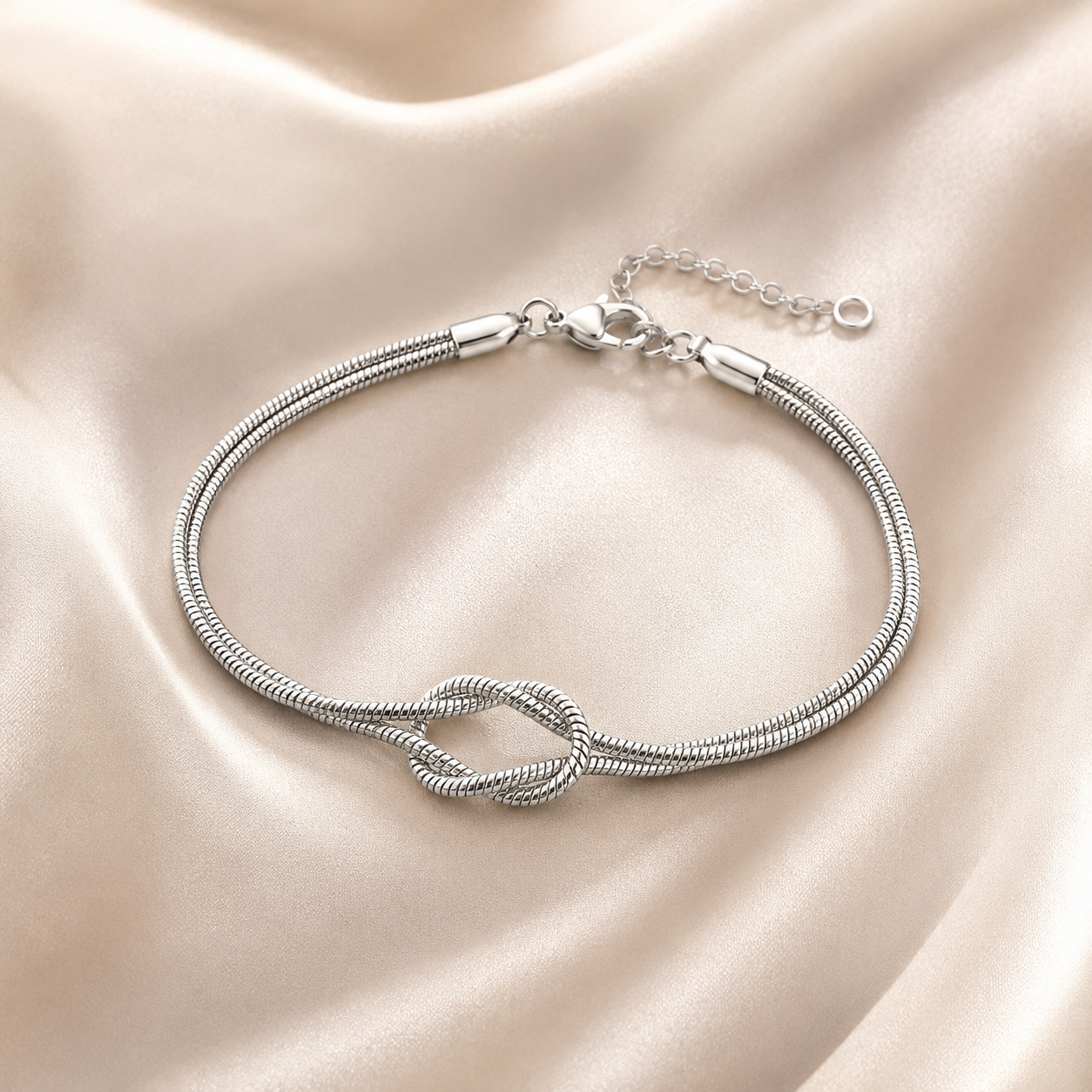 Timeless Knot Bracelet – By LAQUEZ.