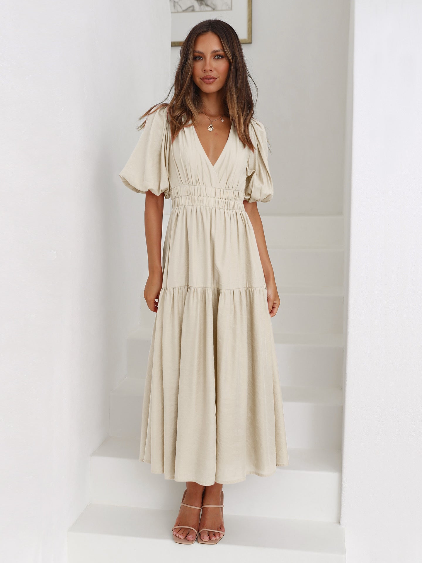 Puffed-sleeve cinched waist dress - By LAQUEZ.