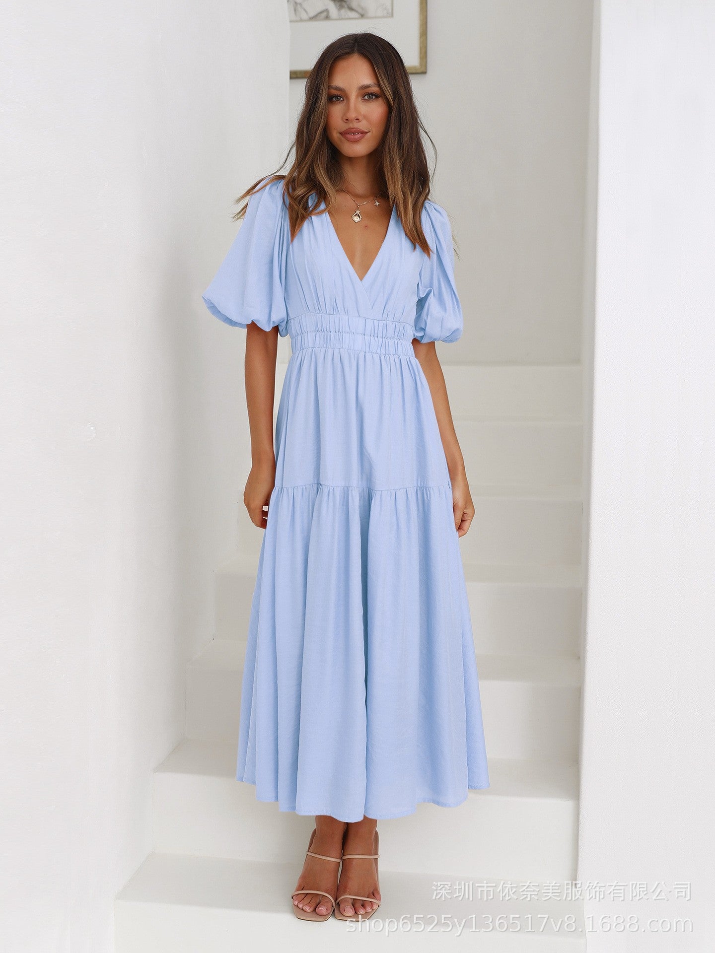 Puffed-sleeve cinched waist dress - By LAQUEZ.